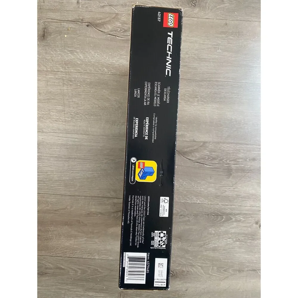 LEGO Technic 42137 Formula E Porsche 99X Electric Pull Back 422pc Retired Sealed